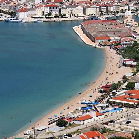 Apartments By The Sea Pag - 16100 帕格 外观 照片