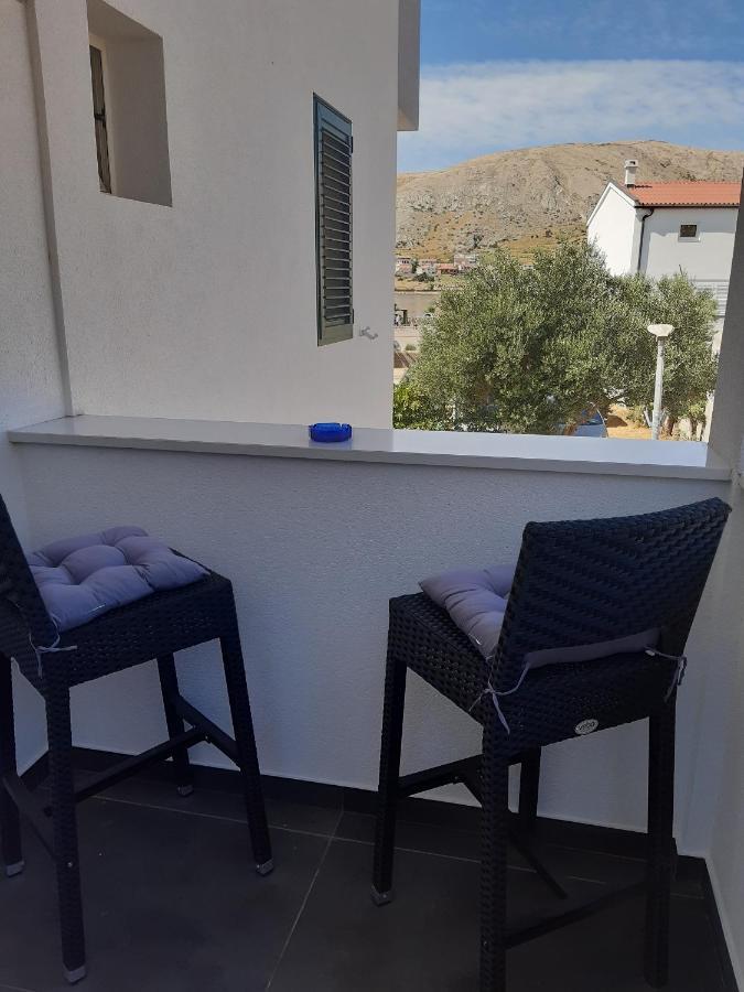 Apartments By The Sea Pag - 16100 帕格 外观 照片
