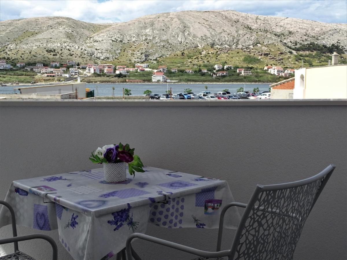 Apartments By The Sea Pag - 16100 帕格 外观 照片
