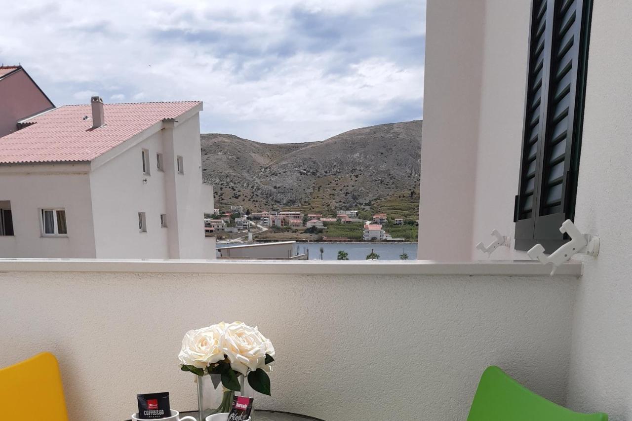 Apartments By The Sea Pag - 16100 帕格 外观 照片